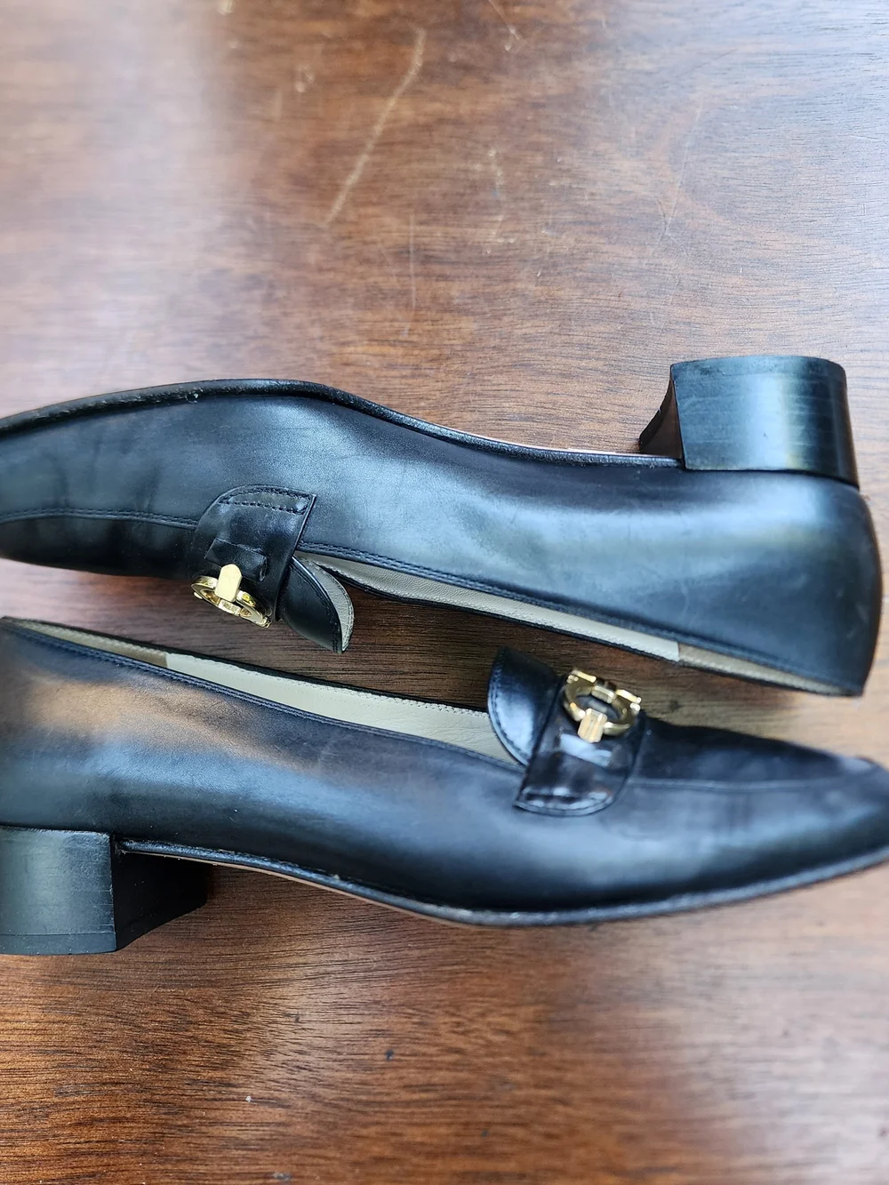 Salvatore Ferragamo Gancini Black Leather Loafer Heel